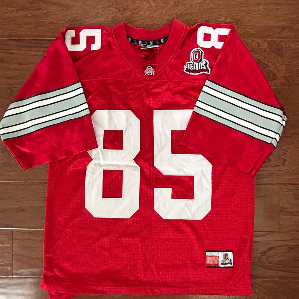Ohio State Nugent jersey featuring number 85. Perfect for OSU sports fans.